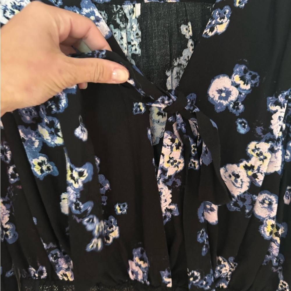 Free People Black Blue Floral V-Neck Tie Long Sleeve Bodysuit‎ Womens, Small - Picture 6 of 16